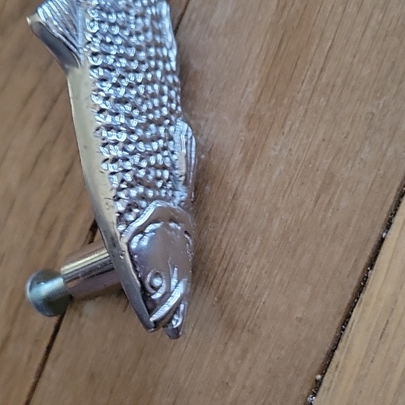 Pewter Fish 🐟 Drawer Pull - Picture 2 of 4